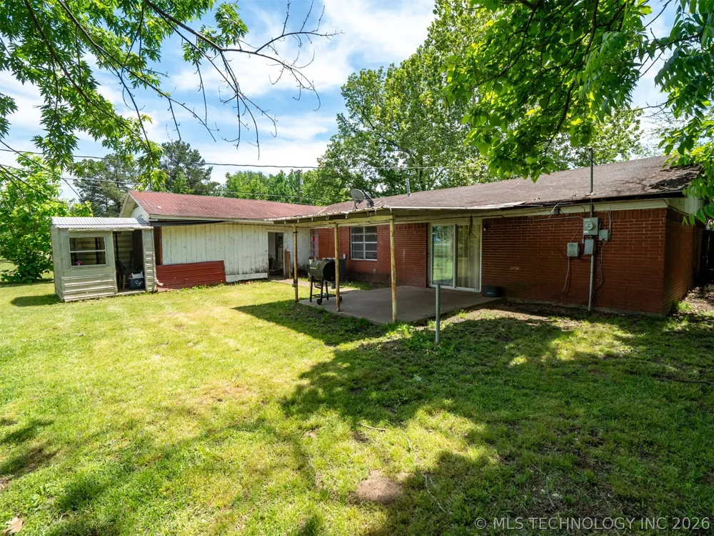 101 SW Hayes Idabel, OK 74745