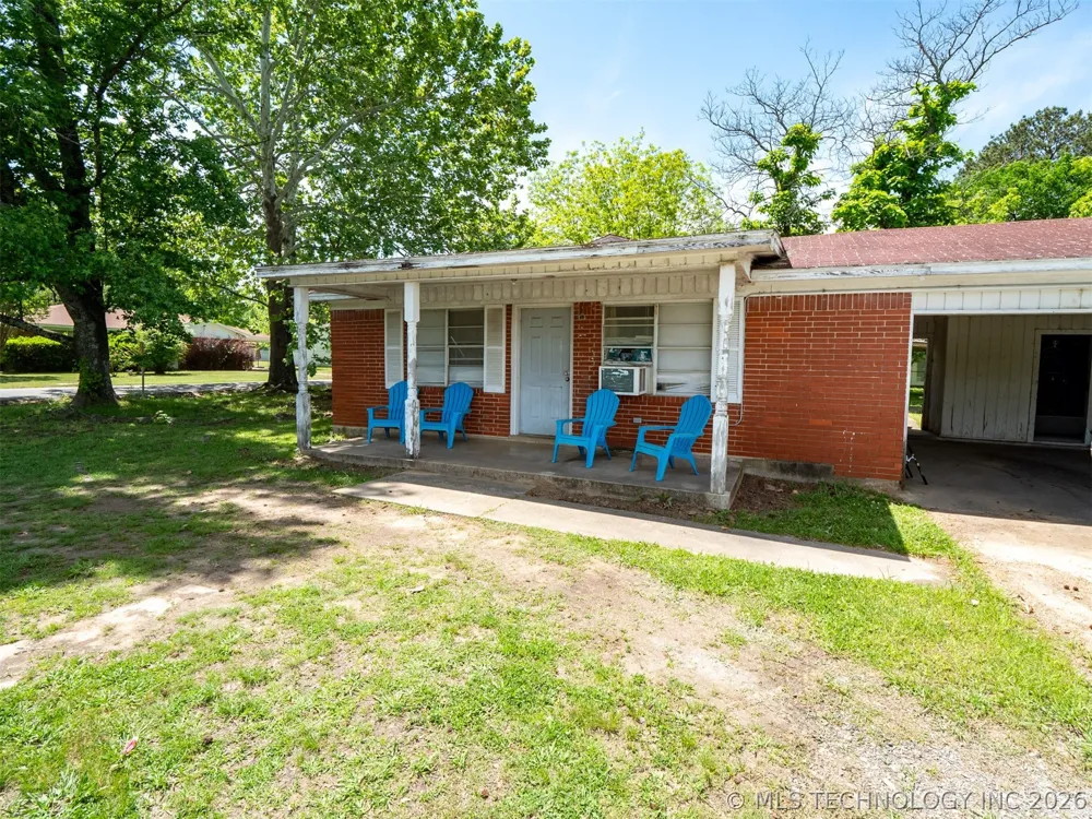101 SW Hayes Idabel, OK 74745
