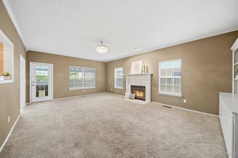 411 W Union Place Broken Arrow, OK 74011