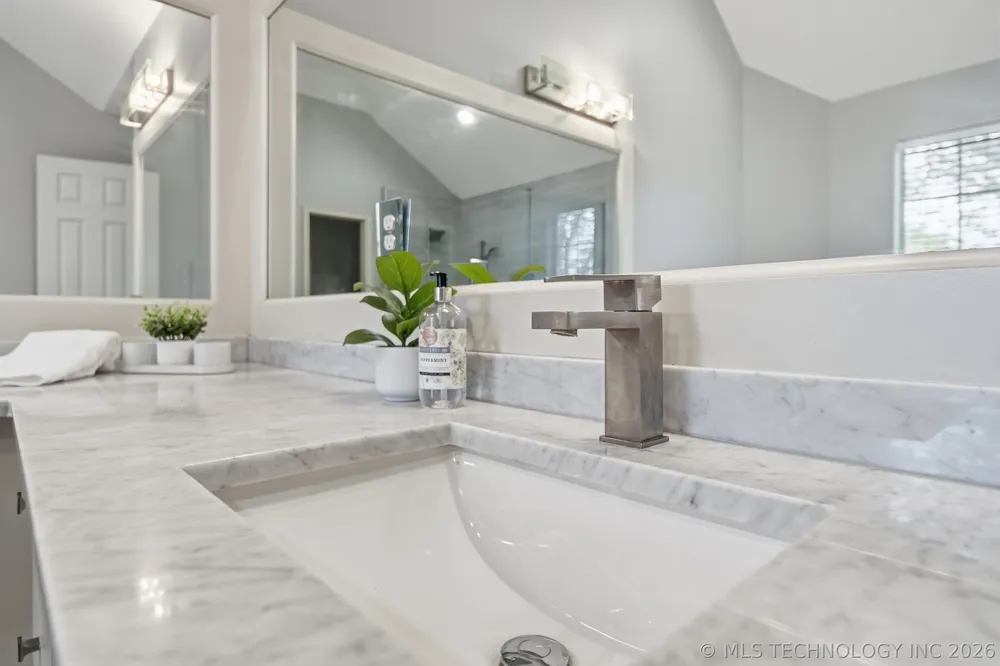 411 W Union Place Broken Arrow, OK 74011