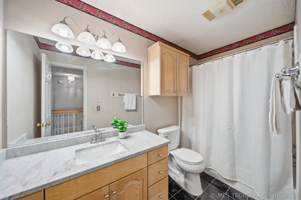 411 W Union Place Broken Arrow, OK 74011