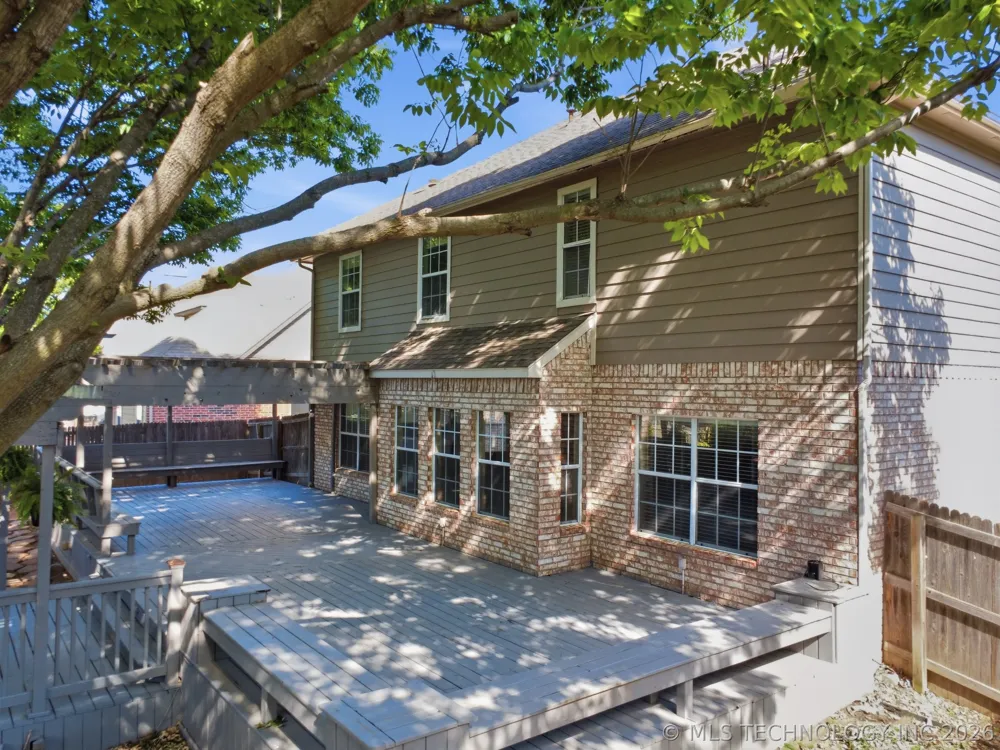 411 W Union Place Broken Arrow, OK 74011
