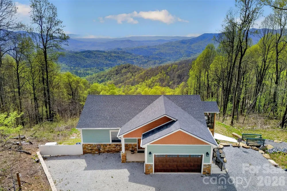 155 Wrenlock Drive Little Switzerland, NC 28749