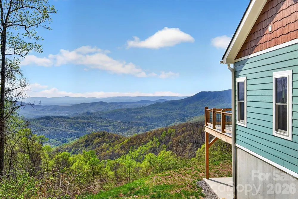 155 Wrenlock Drive Little Switzerland, NC 28749