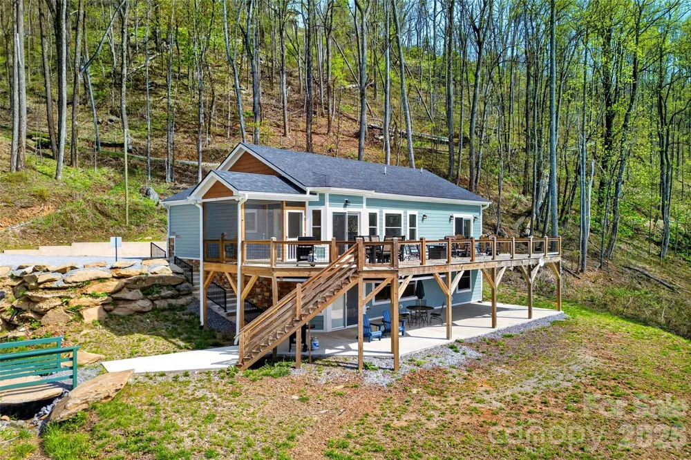 155 Wrenlock Drive Little Switzerland, NC 28749