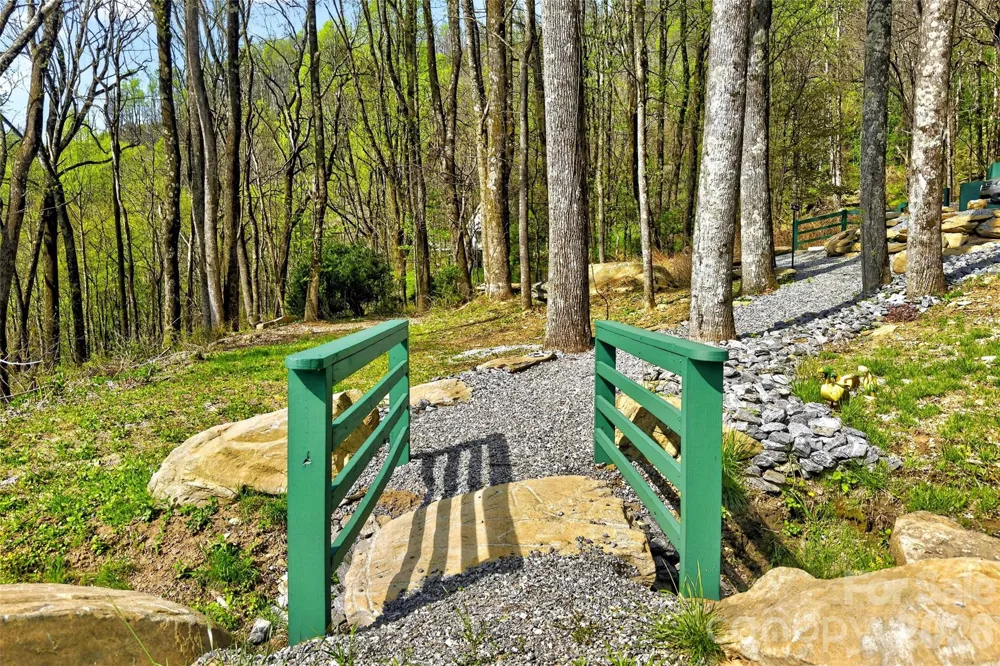 155 Wrenlock Drive Little Switzerland, NC 28749