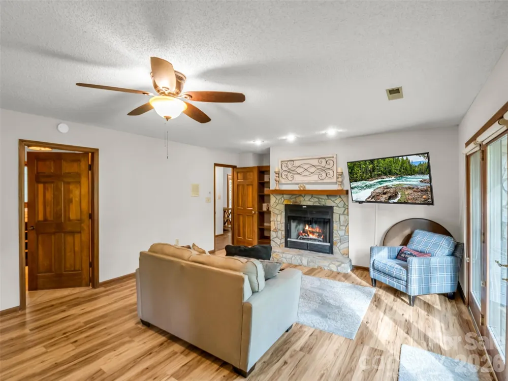 171 Fairway Drive Lake Lure, NC 28746