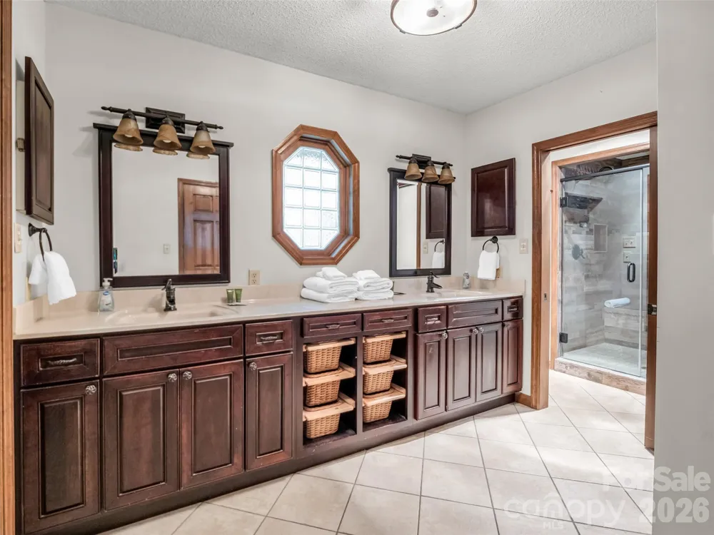 171 Fairway Drive Lake Lure, NC 28746