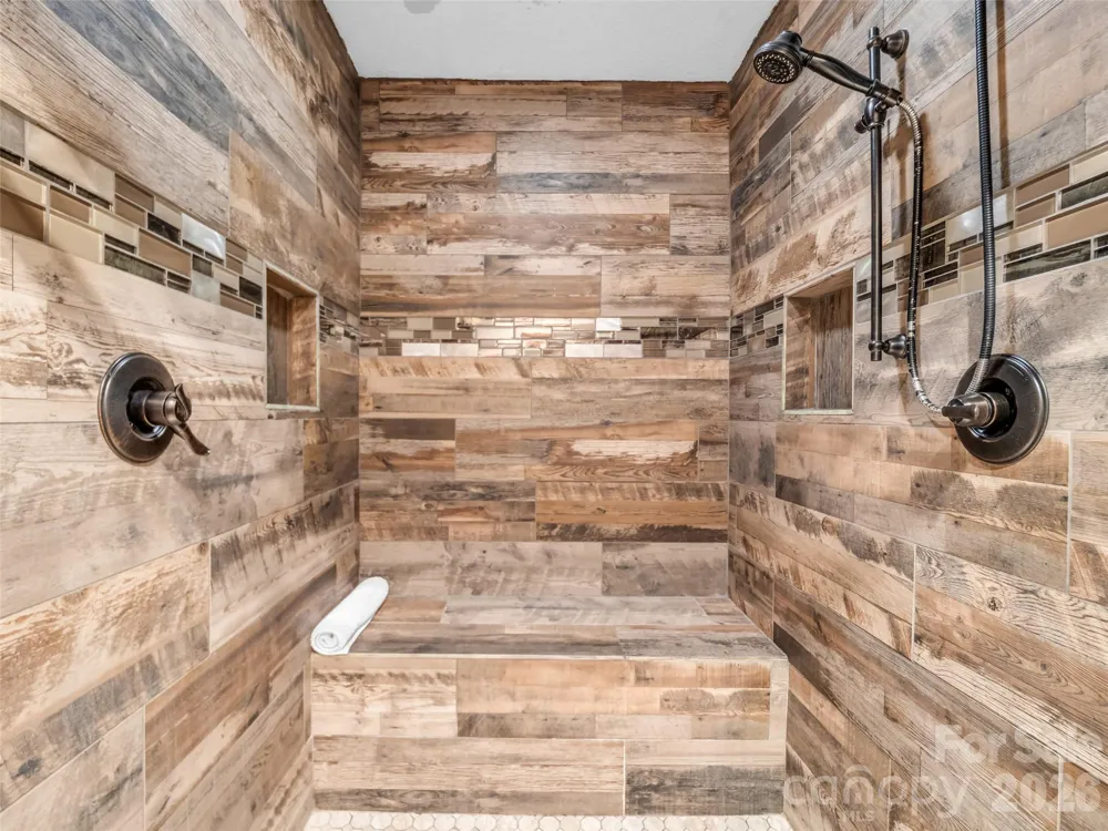 171 Fairway Drive Lake Lure, NC 28746