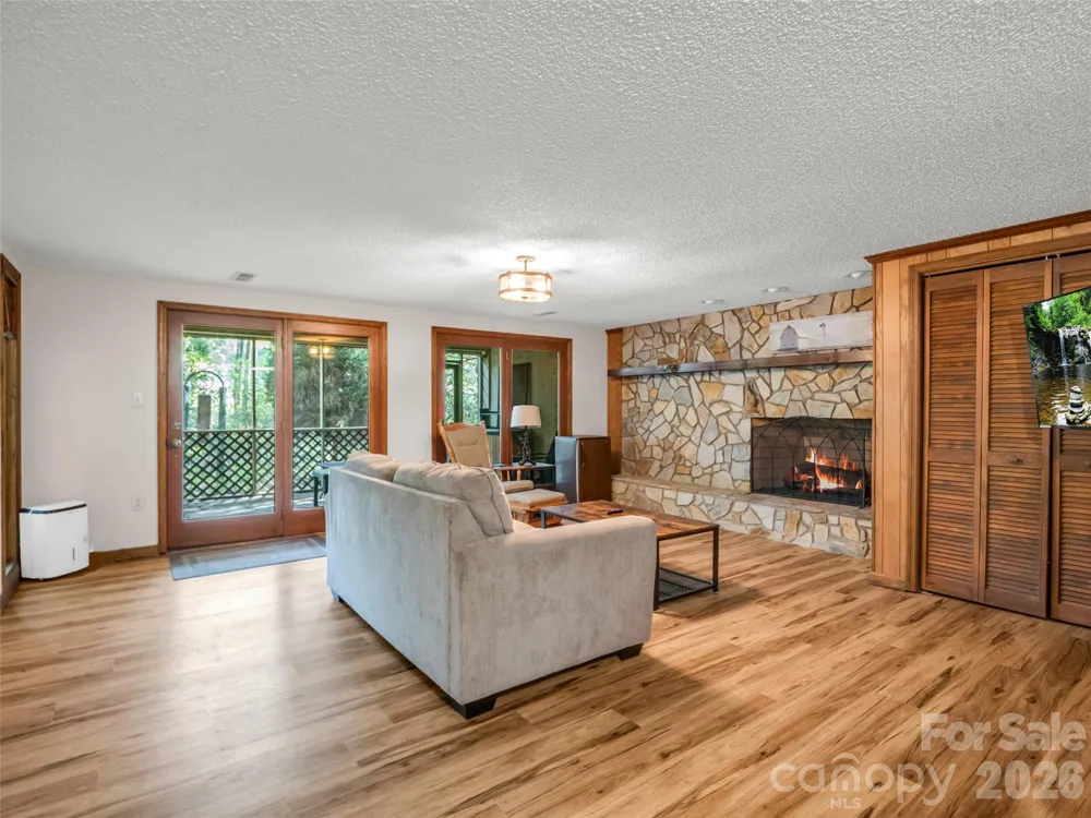 171 Fairway Drive Lake Lure, NC 28746