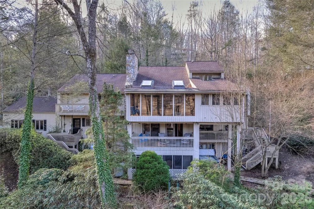 171 Fairway Drive Lake Lure, NC 28746