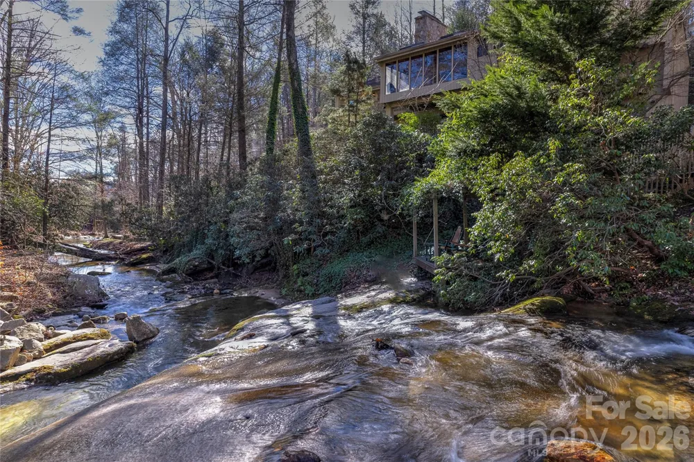 171 Fairway Drive Lake Lure, NC 28746