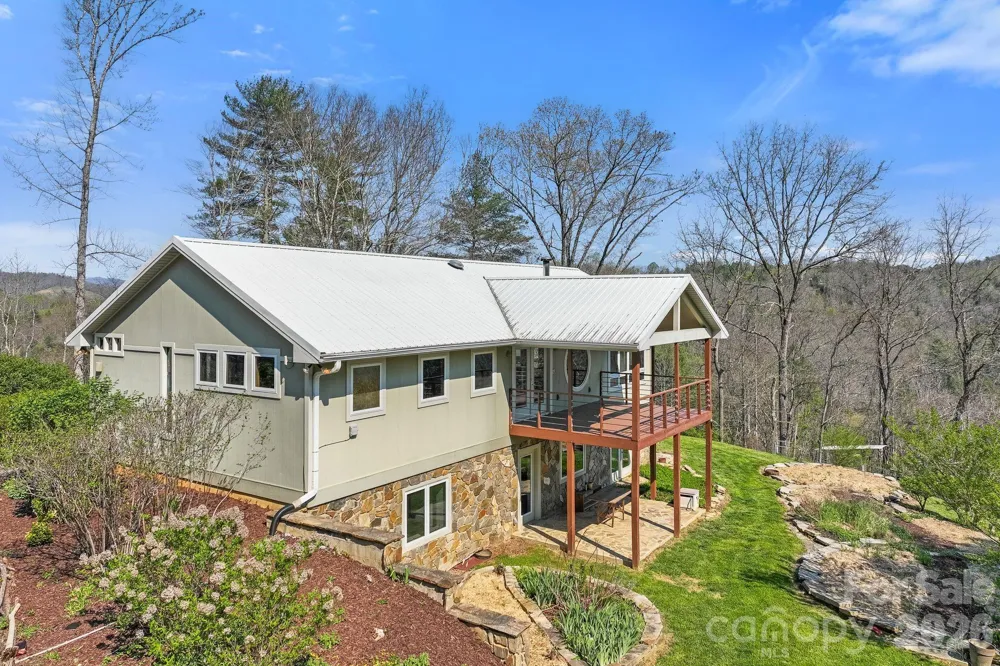 310 Burr Ridge Marshall, NC 28753