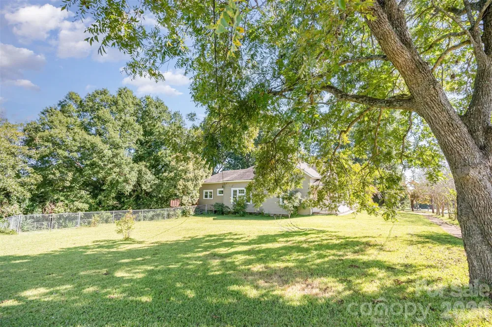 4030 Peachtree Street Hickory Grove, SC 29717