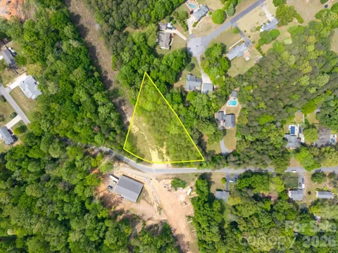 00B Briarwood Circle
