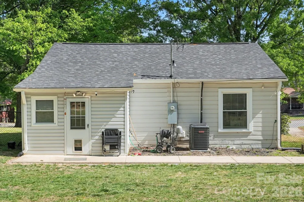 515 Chapel Street Landis, NC 28088