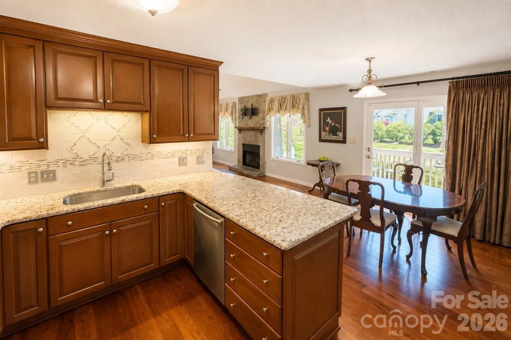 603 29th Avenue NE #213 Hickory, NC 28601