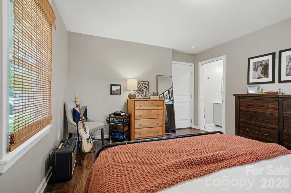 204 Oak Street Lowell, NC 28098
