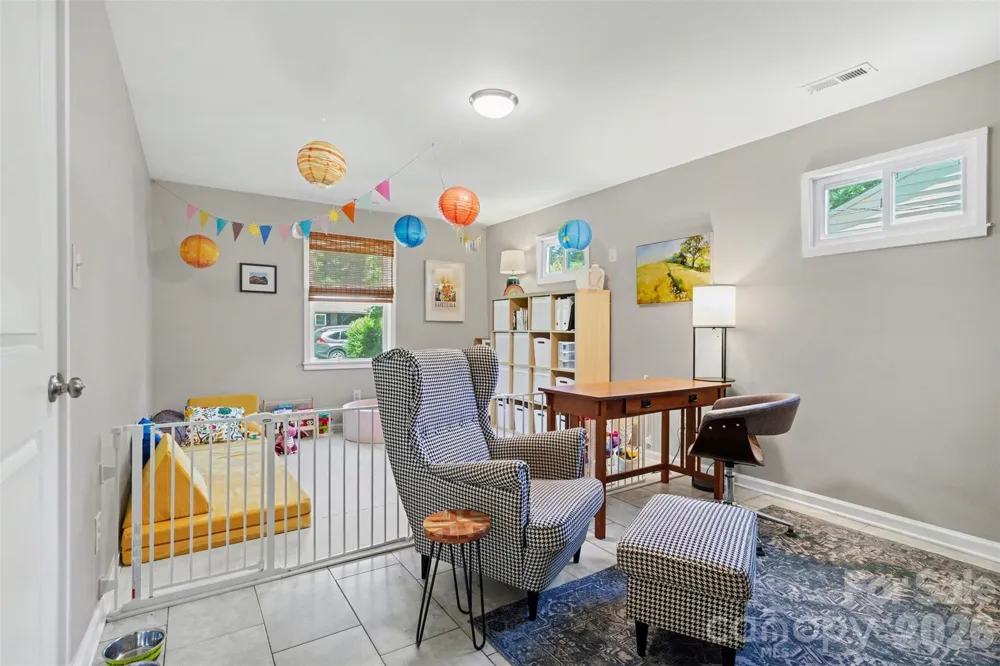 204 Oak Street Lowell, NC 28098