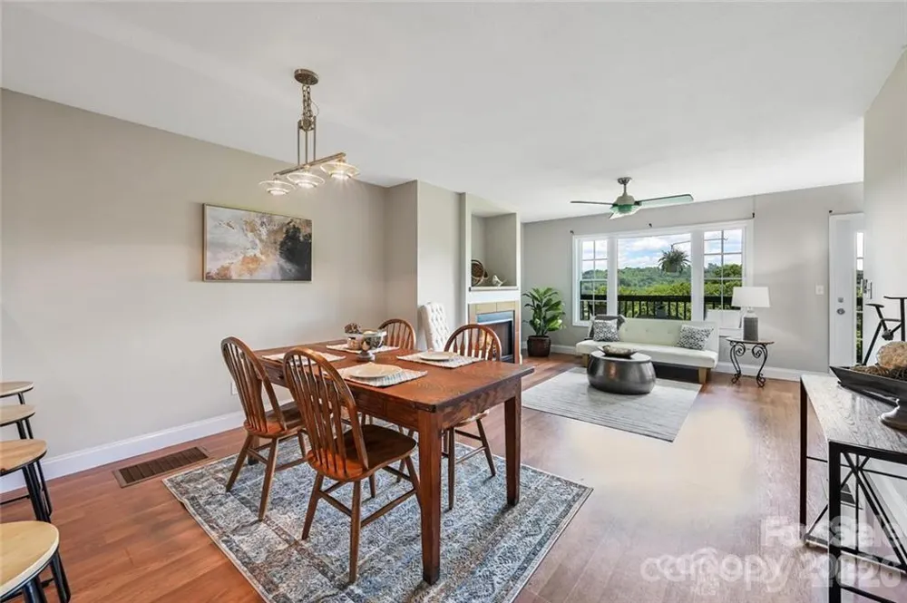 29 Rotunda Circle Asheville, NC 28806