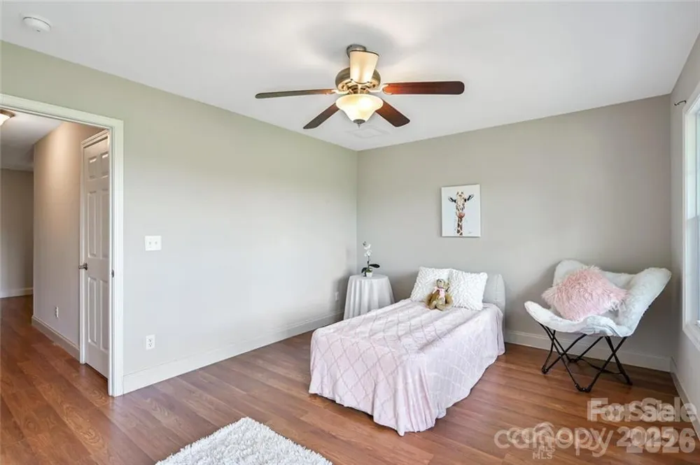 29 Rotunda Circle Asheville, NC 28806