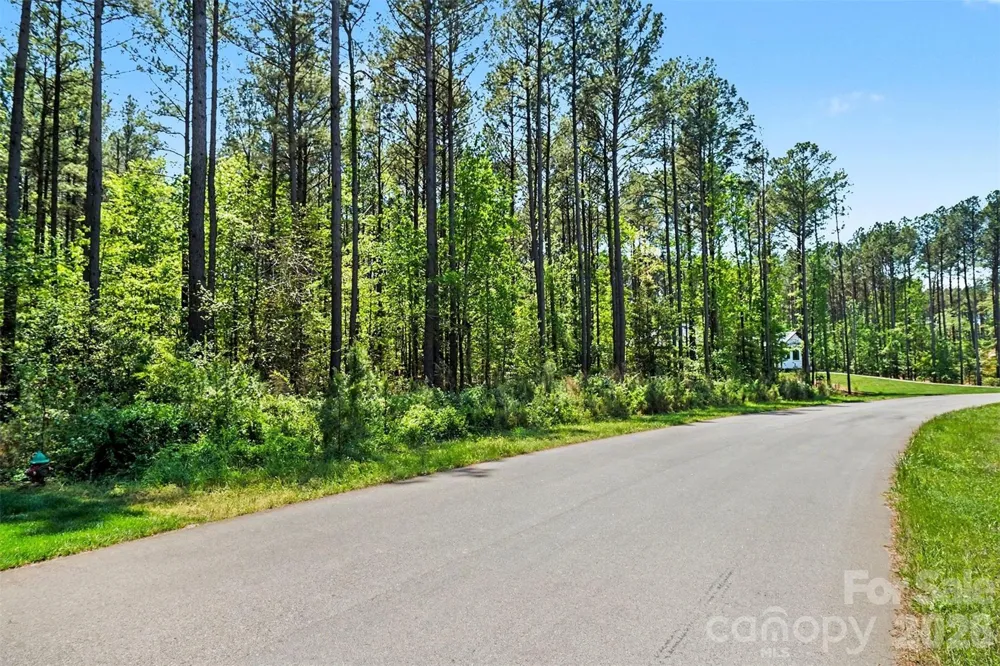 4337 Persimmon Road Lancaster, SC 29720
