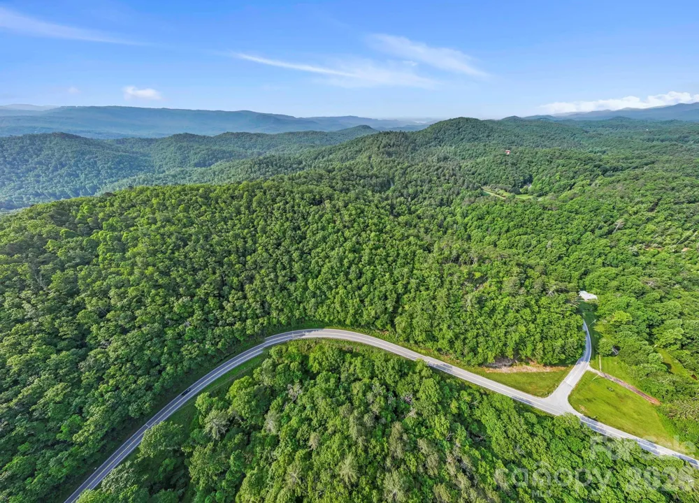 251 Paul McCoy Road Lake Toxaway, NC 28747