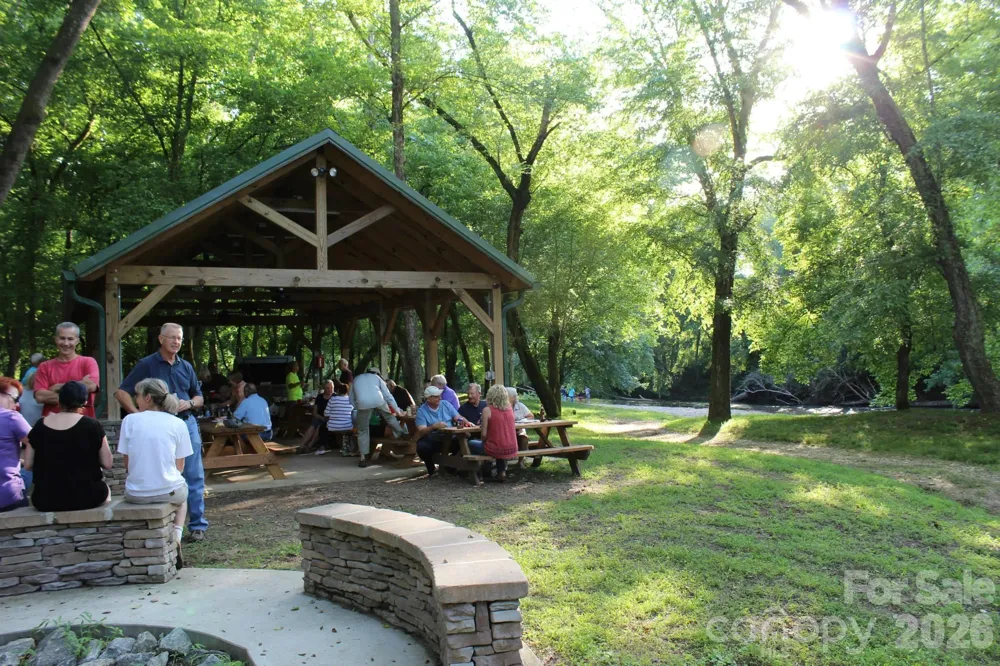 1665 Round Mountain Parkway #69 Lenoir, NC 28645