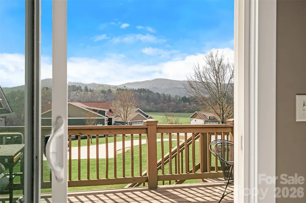 223 River Breeze Lane Etowah, NC 28729