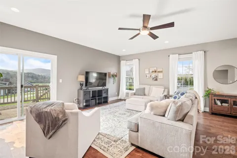 223 River Breeze Lane
