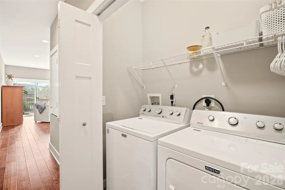223 River Breeze Lane Etowah, NC 28729
