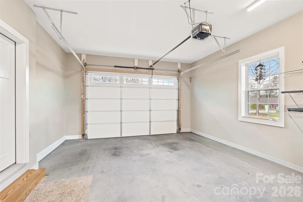 223 River Breeze Lane Etowah, NC 28729