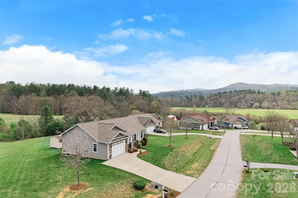 223 River Breeze Lane Etowah, NC 28729