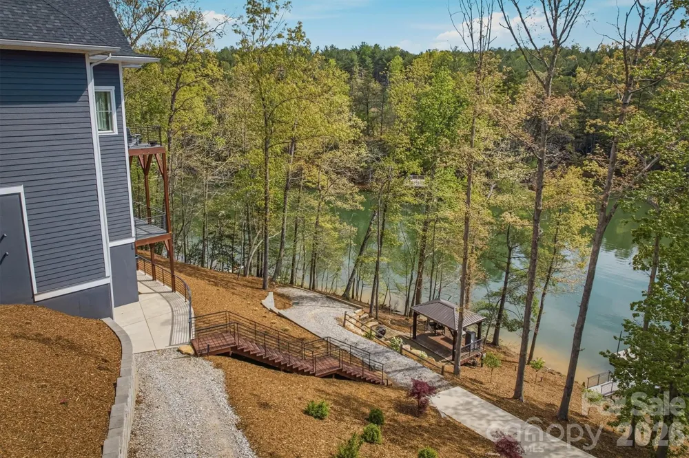 10 Otter Cove Court Nebo, NC 28761