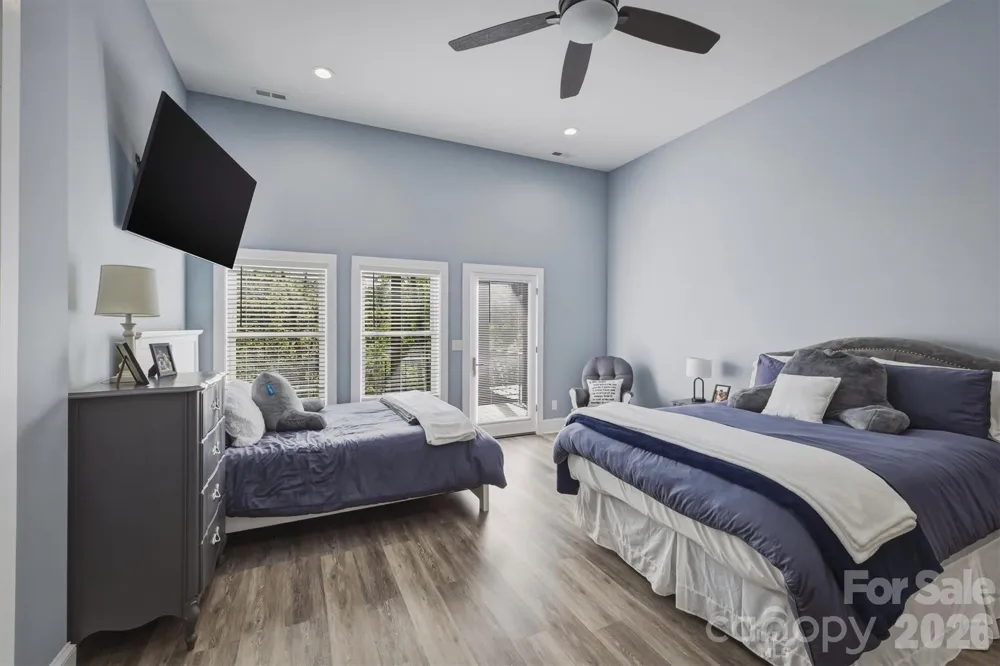 10 Otter Cove Court Nebo, NC 28761