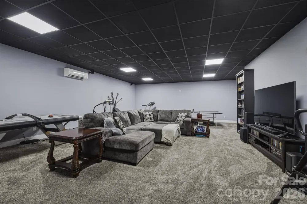 10 Otter Cove Court Nebo, NC 28761