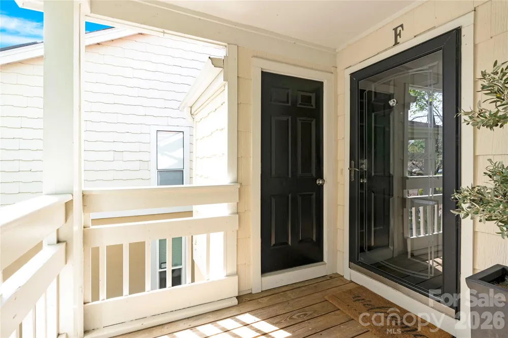 18009 Kings Point Drive #F Cornelius, NC 28031