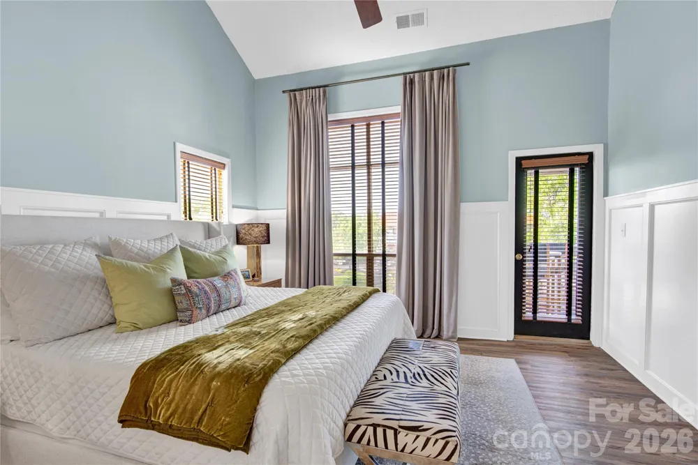 18009 Kings Point Drive #F Cornelius, NC 28031