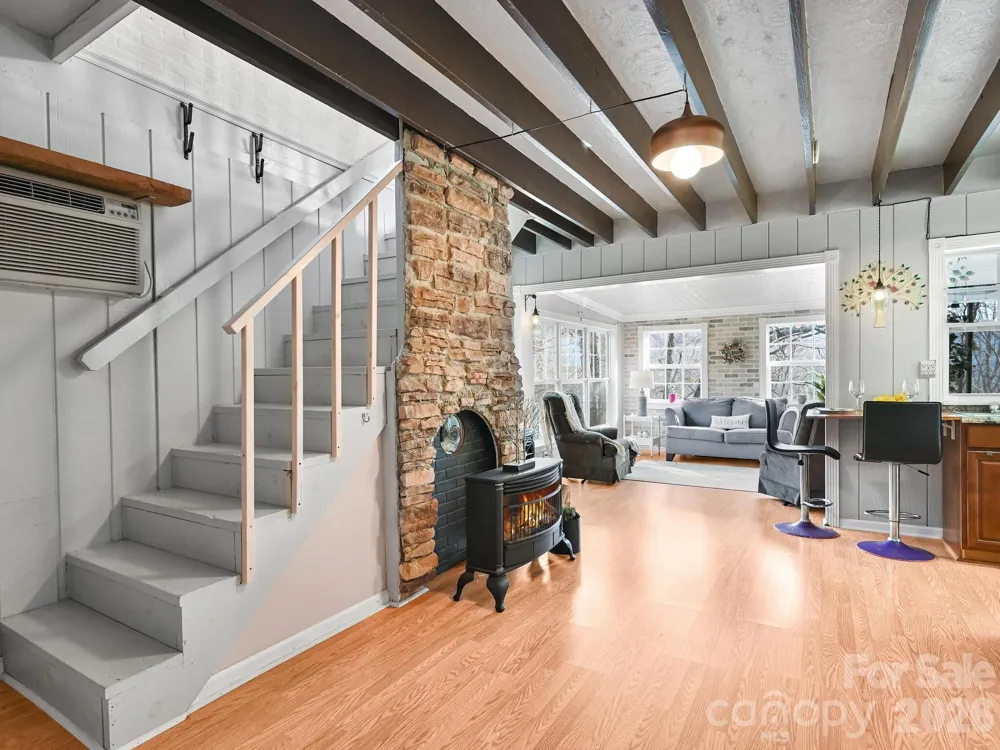 90 Davidson Gap Road Leicester, NC 28748