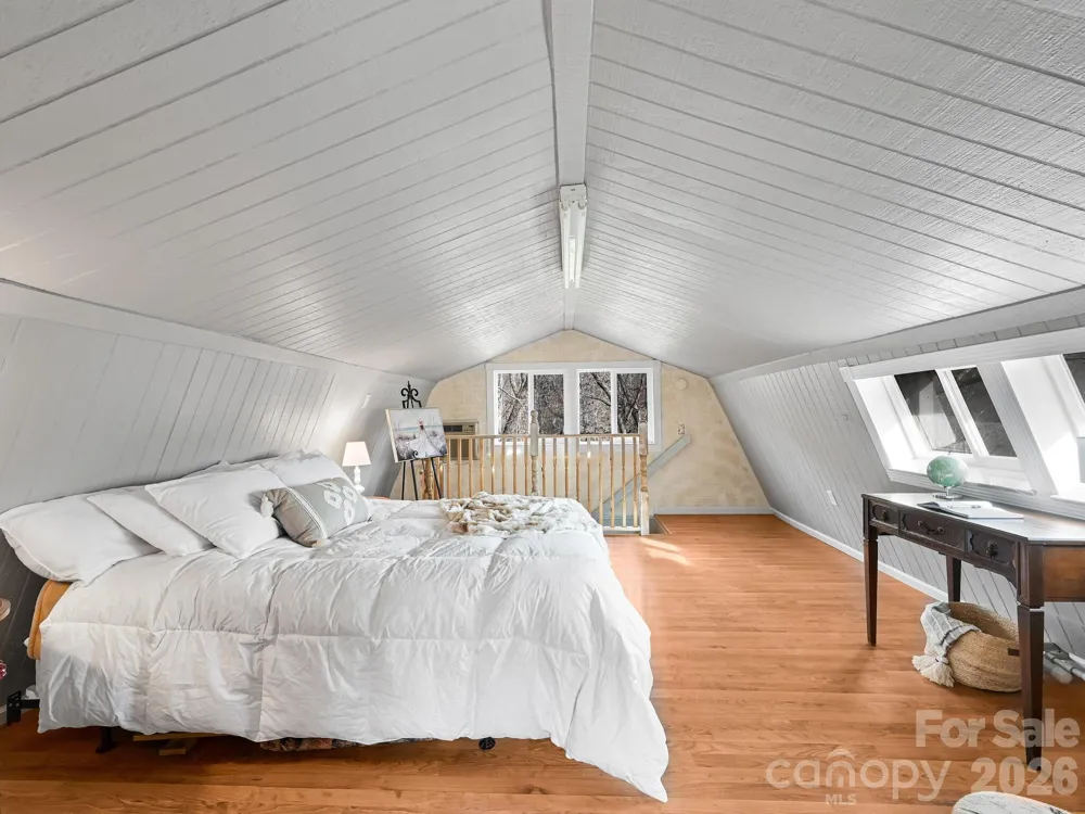 90 Davidson Gap Road Leicester, NC 28748
