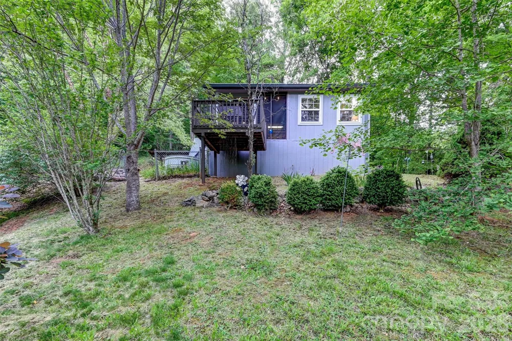 90 Davidson Gap Road Leicester, NC 28748