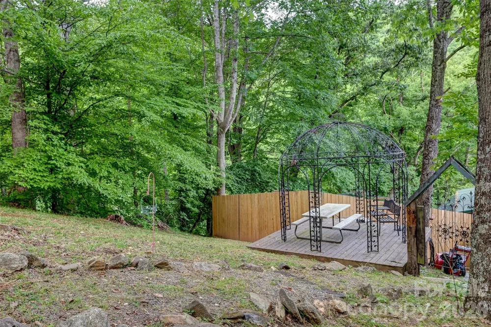 90 Davidson Gap Road Leicester, NC 28748