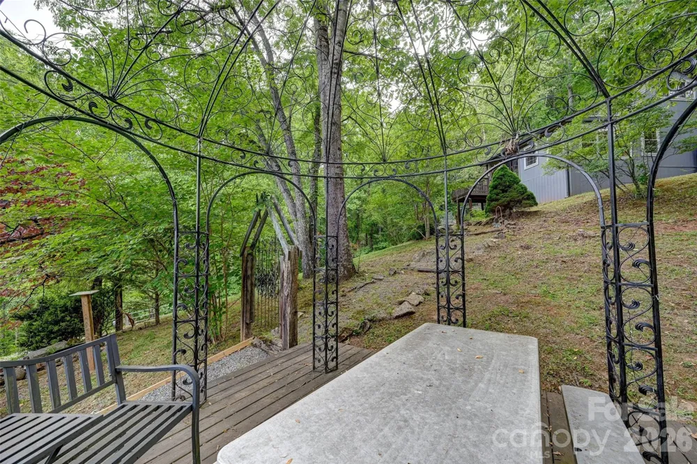 90 Davidson Gap Road Leicester, NC 28748