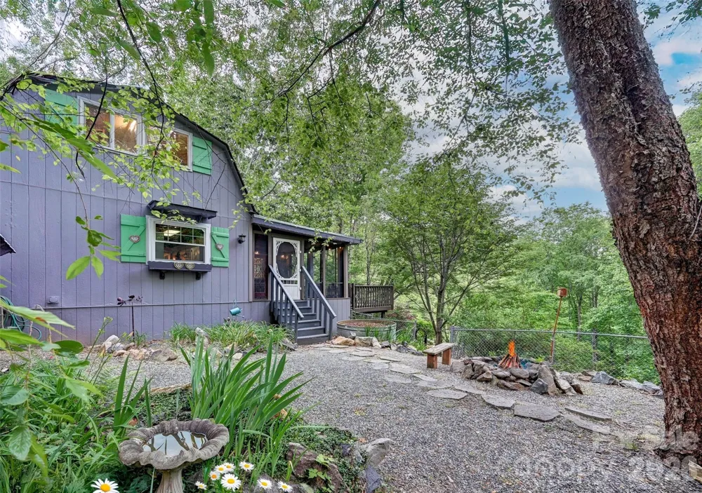 90 Davidson Gap Road Leicester, NC 28748