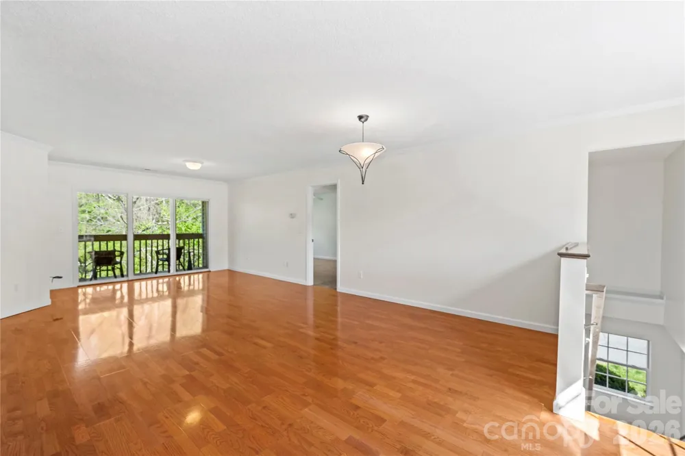 206 Waters Edge Drive Weaverville, NC 28787