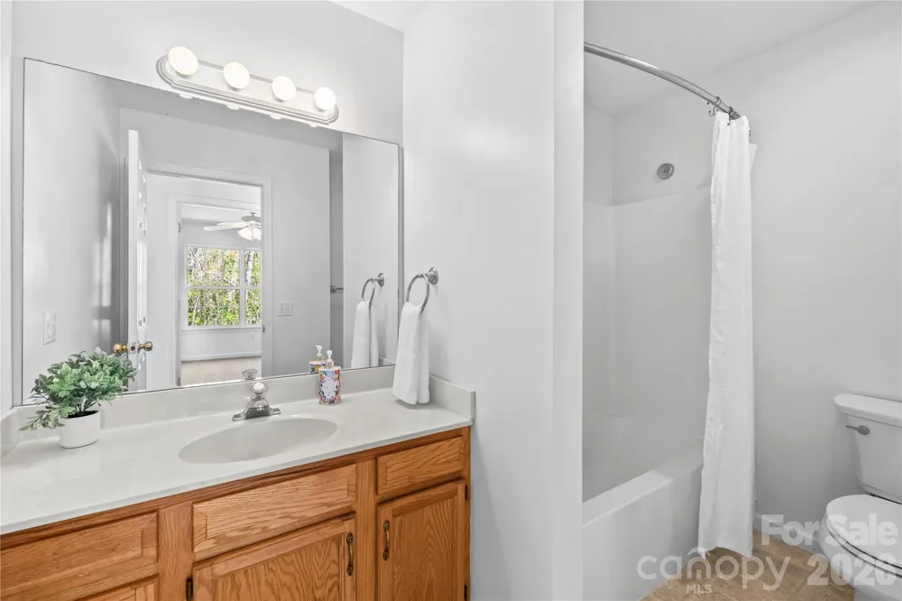 206 Waters Edge Drive Weaverville, NC 28787