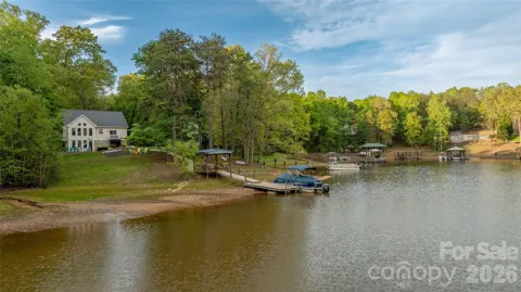 1325 Lytton Lane