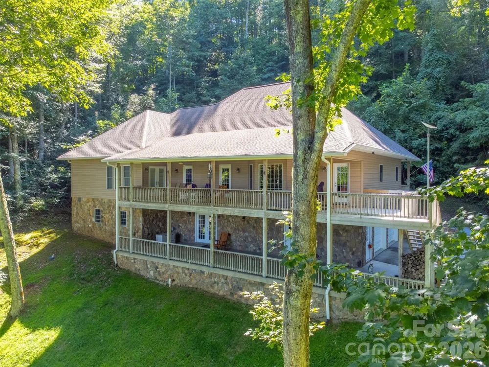 1838 Coman Road Franklin, NC 28734