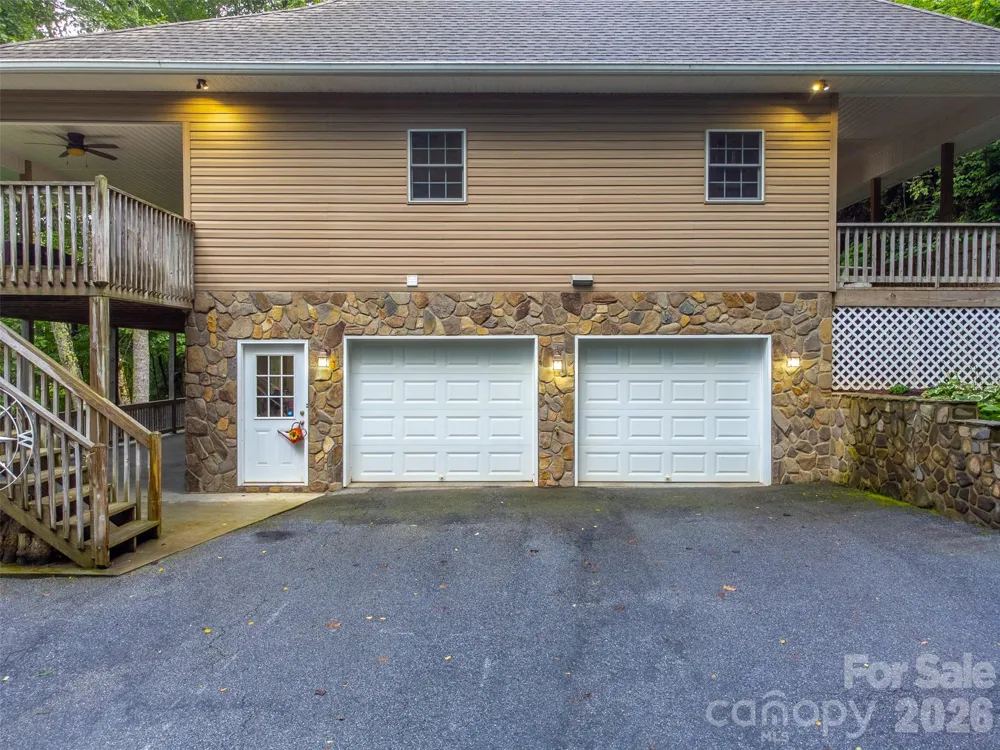 1838 Coman Road Franklin, NC 28734