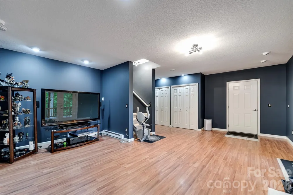 1838 Coman Road Franklin, NC 28734